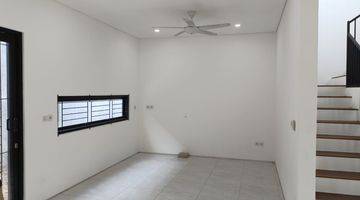 Gambar 3 Di Jual Rumah Baru 2 Lantai, Di Taman Galaxy. Bekasi Selatan 