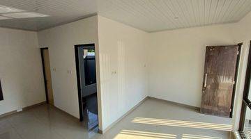 ruang tamu rumah 2 lt promo dp