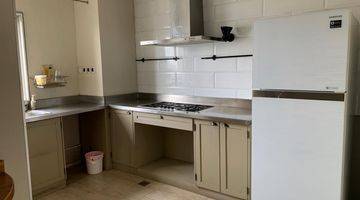 Gambar 2 Apartement Permata Hijau Residences 4 BR Furnished Bagus