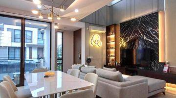 Gambar 3 Rumah Mewah Hook 3 Lantai Bagus Furnished di The Zora, Tangerang