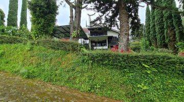 Gambar 3 Villa Bagus Full Furnished di Lembang Villa Istana Bunga