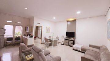 Gambar 1 Rumah Bagus Semi Furnished di Komplek Batununggal