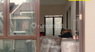 tampak depan rumah di kota baru parahyangan