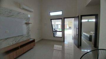 Gambar 2 Dijual Rumah Bagus Semi Furnished di Podomoro Park Bandung