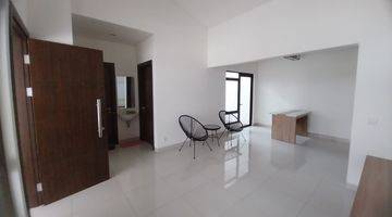 Gambar 5 Dijual Rumah Bagus Semi Furnished di Podomoro Park Bandung