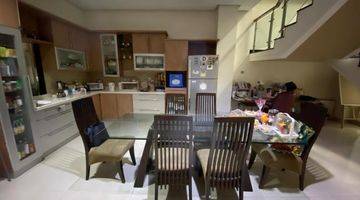 Gambar 5 Rumah 3 Lt Istana Regency Bagus Semi Furnished, Dekat Fasum 