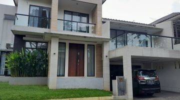 Gambar 3 Rumah Modern Hook Di Kebayoran Essence Bintaro Tangerang Selatan