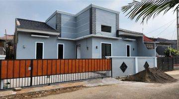 tampak depan rumah di jual cash/kpr aman