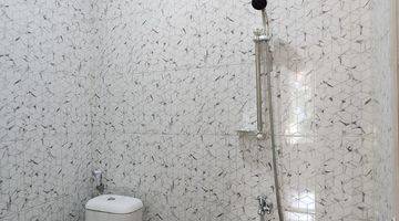 kamar mandi rumah di jual siap huni