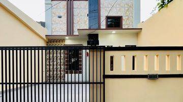 tampak depan rumah di jual siap huni