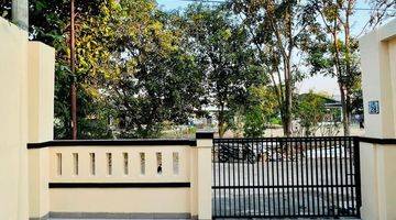 garasi/carport rumah di jual siap huni