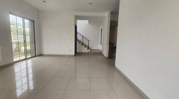 Gambar 4 Dijual Atau Disewakan Rumah 2 Lantai di Cluster Piano Golf Island Pik Nego 