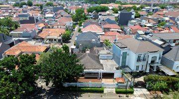 Gambar 4 Tebet Jalan Raya Area Bisnis Kantor Kuliner Kosan Coffee Shop