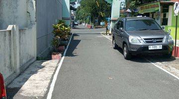 tampak depan jual rumah hook deket stikes