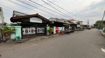 Gambar 2 Rumah Lokasi Strategis Jalan 2 Mobil Bebas Banjir di Kebon baru Tebet, Tebet