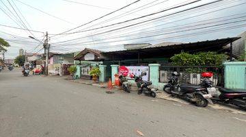 Gambar 4 Rumah Lokasi Strategis Jalan 2 Mobil Bebas Banjir di Kebon baru Tebet, Tebet