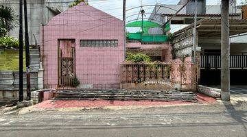 Gambar 1 Rumah Hitung Tanah Dalam Komplek Elit Tebet 