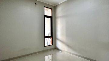 Gambar 5 TEBET TIMUR - BANGUNAN 2024, SEMI FURNISHED