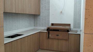 Gambar 3 Rumah 2 Lantai Baru Siap Huni Semi Furnished SHM di Sunter, Jakarta Utara