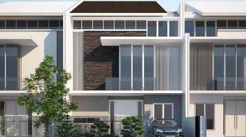 tampak depan rumah di metland puri, luas