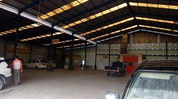 Gambar 3 DI JUAL  
BENGKEL / WORKSHOP 
KARAWANG BARAT TELUKJAMBE 
LT  : 2.400 M2  Tingkat
Area Parkir : 95 Mobil
