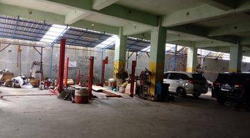 Gambar 5 DI JUAL  
BENGKEL / WORKSHOP 
KARAWANG BARAT TELUKJAMBE 
LT  : 2.400 M2  Tingkat
Area Parkir : 95 Mobil
