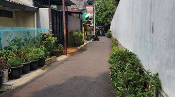 Gambar 2 Dijual Rumah 
di Petojo
hitung Tanah
lt. 172 M2

harga Rp. 3.25 Milyar
nego Ampe Deallll