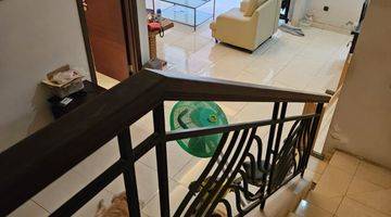 Gambar 4 Rumah Luas Strategis Mewah 2 Lantai Sudah SHM di The Green Bsd