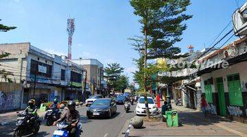 Gambar 2 Hitung Tanah ! properti komersial pusat kota di mainroad Jendral Sudirman dekat Sudirman Street Day & Night Market