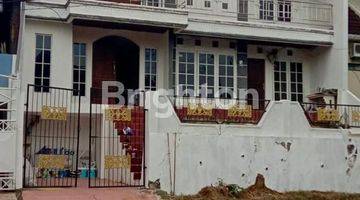 Gambar 1 Rumah besar dan cantik di Balikpapan Baru