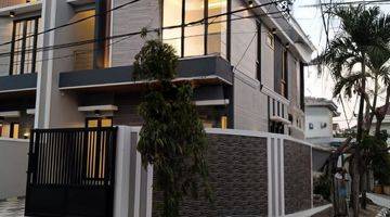 Gambar 1 Dijual Rumah Scandinavian Mewah Sutorejo Prima Surabaya 