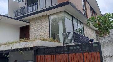 Gambar 1 Dijual Rumah Baru Semi Furnished SHM di Kemang, Jakarta Selatan