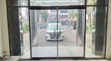 Gambar 2 Gedung Kantor di Kemayoran 3 Lantai Ada Gudang Dan Tanah Kosong Posisi Di Pinggir Jalan Raya