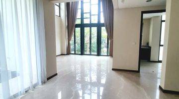 Gambar 5 Rumah Hook di Cluster Lancewood , Navapark , Bsd City , Tangerang