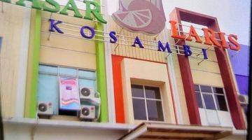 tampak depan dijual 3 ruko gandeng di