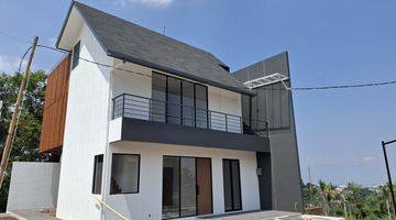 Gambar 2 Rumah Villa Modern 2 Lantai Di Dago Citra Green