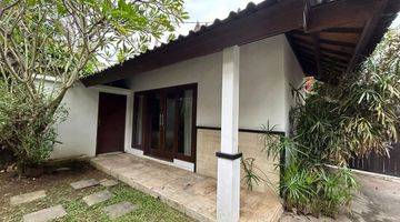 Gambar 1 For Sale Villa 10 Minutes to Berawa Beach Central Canggu