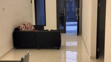 Gambar 4 Dijual Rumah Di Jalan Oliander Bsd City