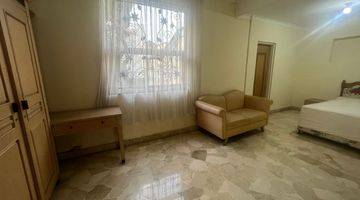 Gambar 2 Rumah 2 Lantai Bagus Unfurnished SHM di Sayap Dago , Bandung