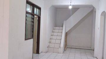 Gambar 3 Rumah Bagus Unfurnished SHM di Taman Kopo Indah 1 Cocok Untuk Usaha , Bandung