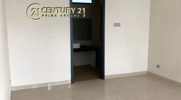 Gambar 5 Rumah 2,5 Lantai Di Kebayoran Residence Bintaro