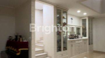 Gambar 5 Rumah 2 Lantai Full Renovasi Lantai Marble, De Park BSD City