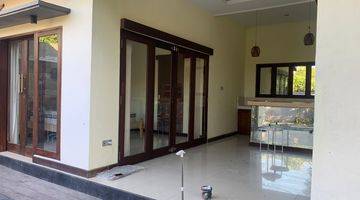 Gambar 2 CONVIENCE PRIVATE VILLAS