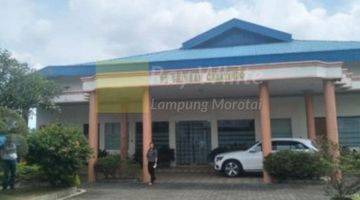 Gambar 1 Rumah Gede Lelangan Bank tr