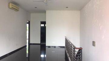 Gambar 5 DI SEWAKAN RUMAH  3 LANTAI MINIMAL 2 TAHUN  DI VILLA HIJAU PONDOK INDAH JAKSEL