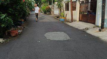 Gambar 2 Di Jln.cidodol Kebayoran Lama Jaksel