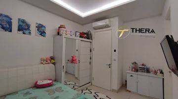 Gambar 4 Dijual Rumah 2 Lantai Full Furnish Hadap Timur Di Royal Bay