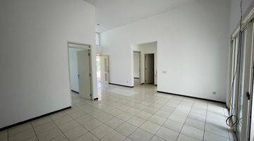 Gambar 5 Rumah Bagus Unfurnished Shm Di Kota Baru Parahyangan, Bandung