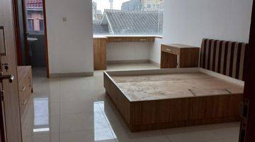 Gambar 4 Rumah 2 Lantai Bagus Semi Furnished SHM di Pasirluyu, Kembar