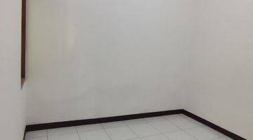 Gambar 5 Rumah Bagus Unfurnished SHM di Taman Cibaduyut 1, Bandung